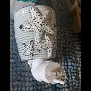 Scentsy Mini Warmer Beach Theme.